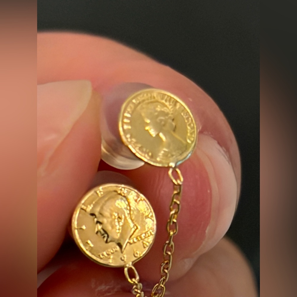 18k Solid Japan Gold One piece earrings (PRICE FIRM)
